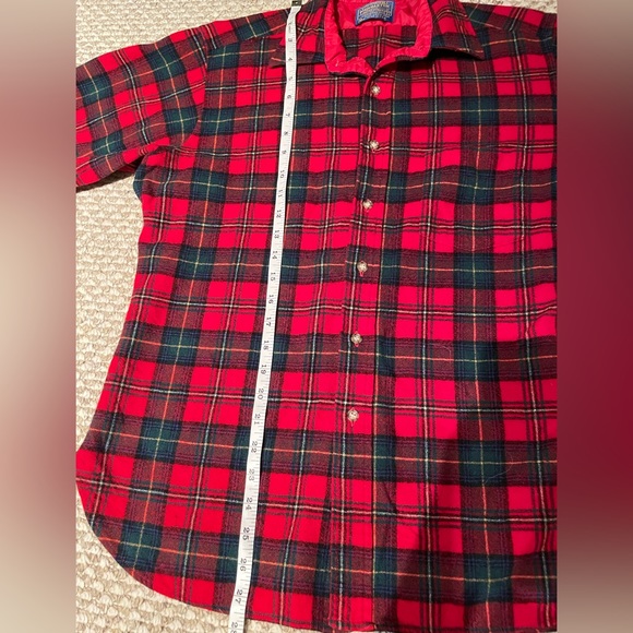 Pendleton wool shirt. Large. - Picture 6 of 10